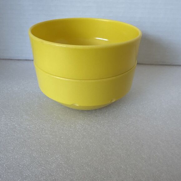 Vintage Dallas Ware Yellow Soup Cereal Bowl Set of 2 Bowls Stackable 4.25” - Picture 2 of 8